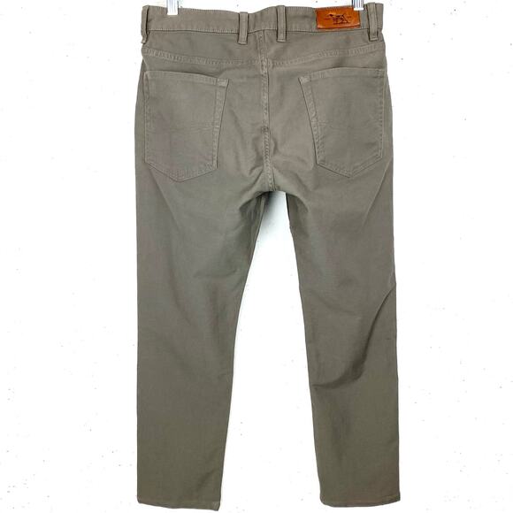 Rodd & Gunn New Zealand Motion 2 Straight Jeans Antique Rivets Pebble Gray 30R - Picture 3 of 15